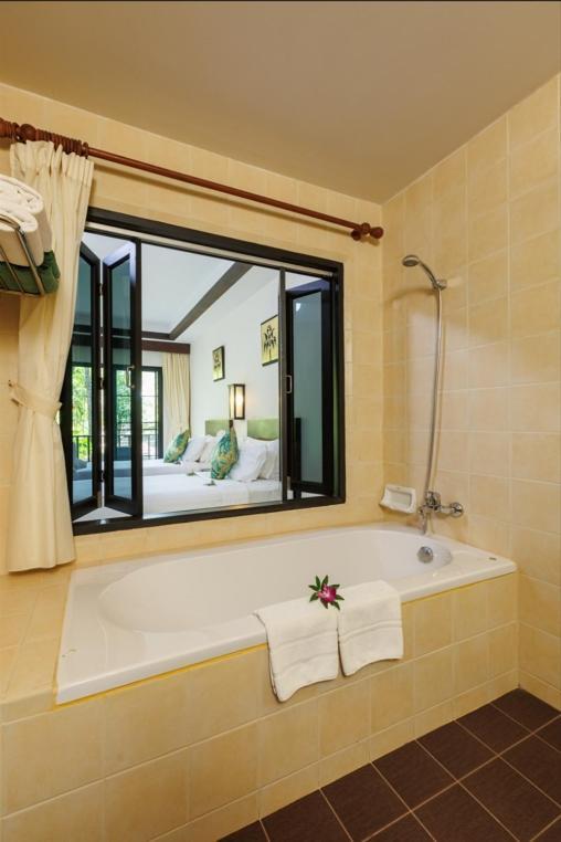 Nang Thong Bay Resort Khao Lak Eksteriør billede