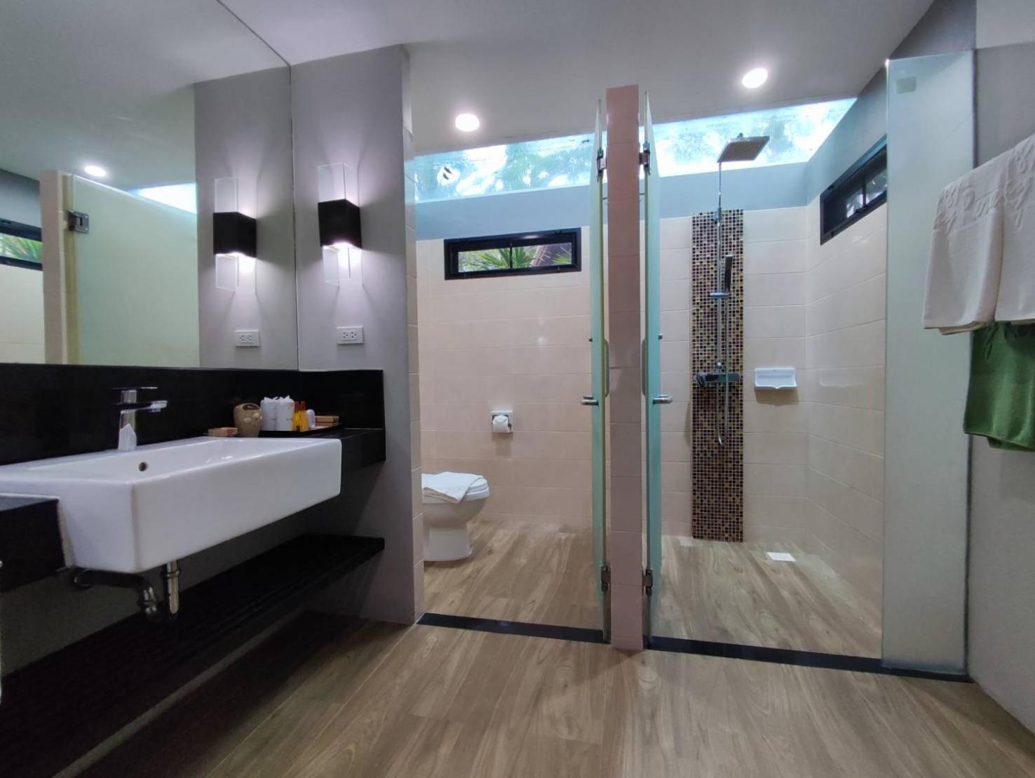 Nang Thong Bay Resort Khao Lak Eksteriør billede