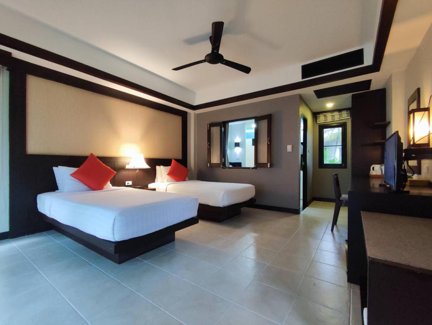 Nang Thong Bay Resort Khao Lak Eksteriør billede